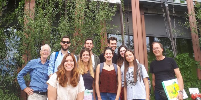 Gruppenführung von internationalen Studierenden, Physikinstitut HU Berlin Adlershof