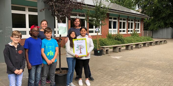 Auszeichnung einer teilnehmenden Grundschule